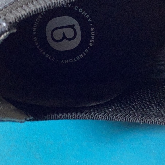 Twilight Slip On - Picture 9 of 10